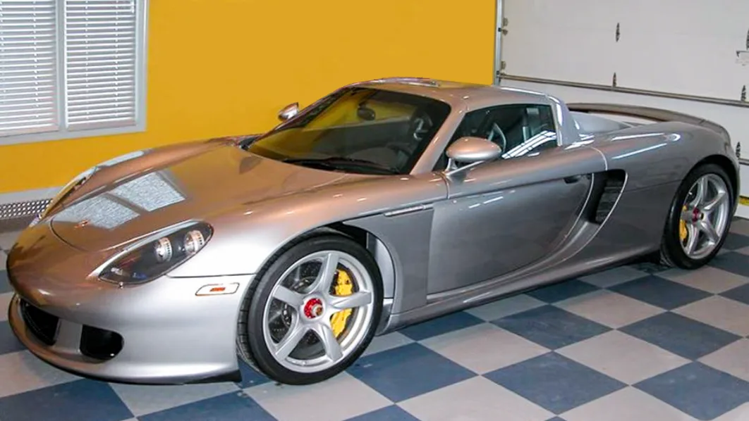 porsche carerra gt 3